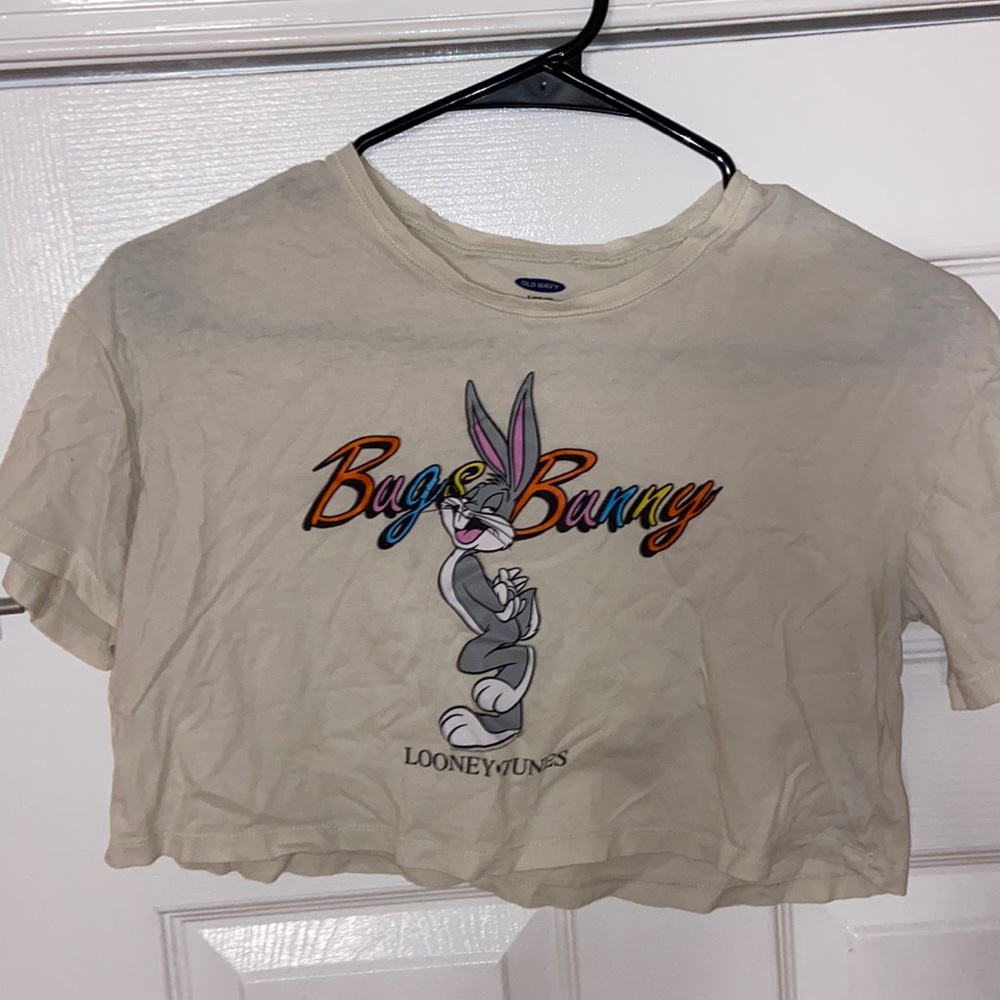 Light yellow bugs bunny crop